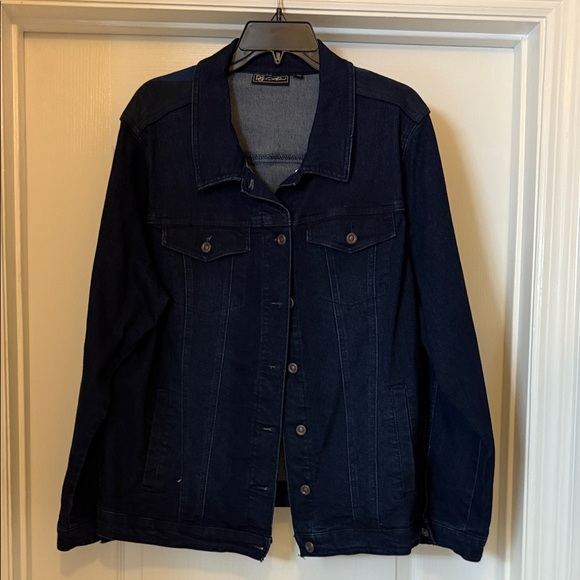 DG2 by Diane Gilman Jackets & Blazers - DG2 by Diane Gilman Dark Blue Jean Jacket